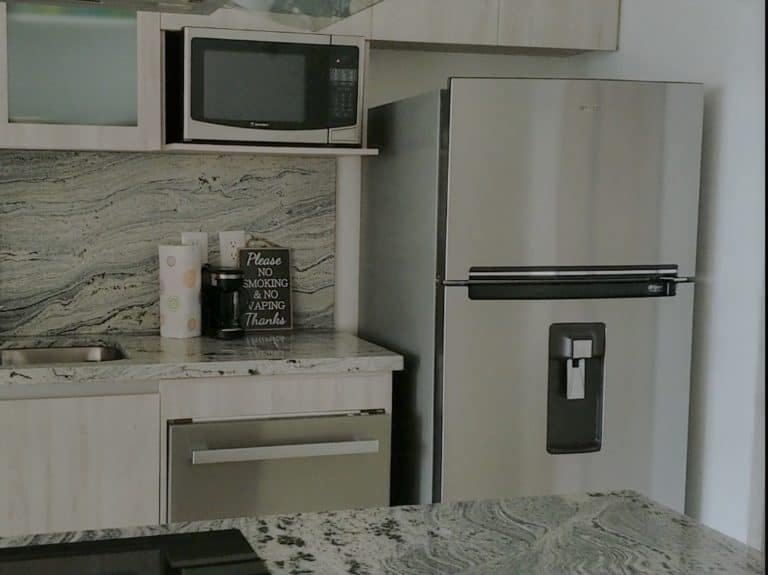 SV1B Kitchen