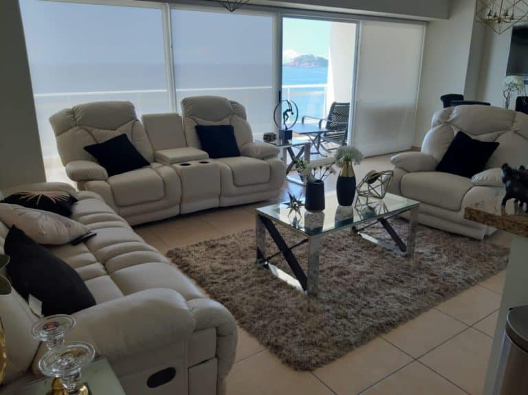 PBG4 Living room