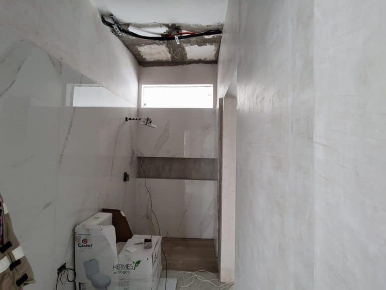 Punta Diamante Bathroom