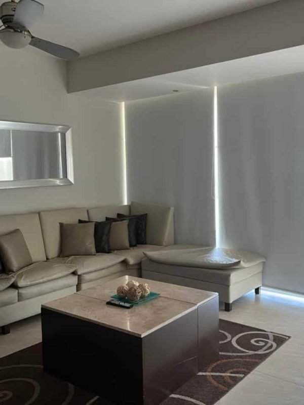Peninsula Living Room